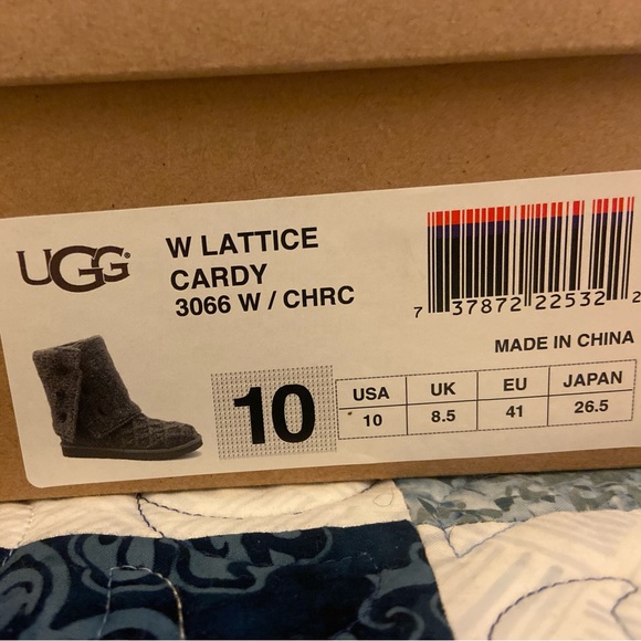 UGGs - Latice Carty Knot Boots Size 10 - Picture 1 of 4